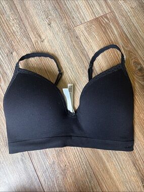 Pink by Victoria’s Secret seamless push-up bra